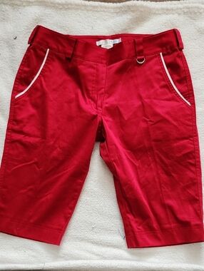 Lija Red Bermuda Golf Shorts with White Piping Sz Tennis Performance EUC